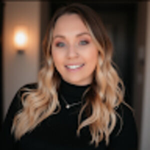 Meet your Posher, Sara